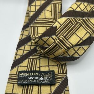 Wembley Yellow and Brown Plaid Tie